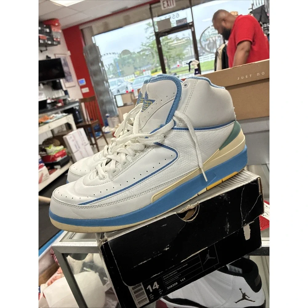 Jordan 2 Retro Sz 14 Melo White University Blue Maize 308308-141 UNC Tarheels BK